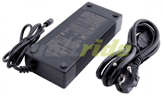 SXT Lithium Ion fast charger 36V / 3,0A